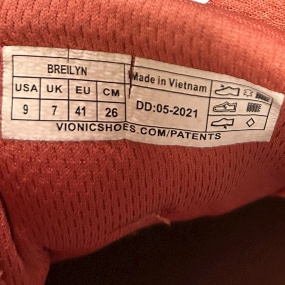 VIONIC Curran Breilyn Sneakers Three Zone Comfort Leather Suede Women’s 9 VGC - Picture 11 of 11